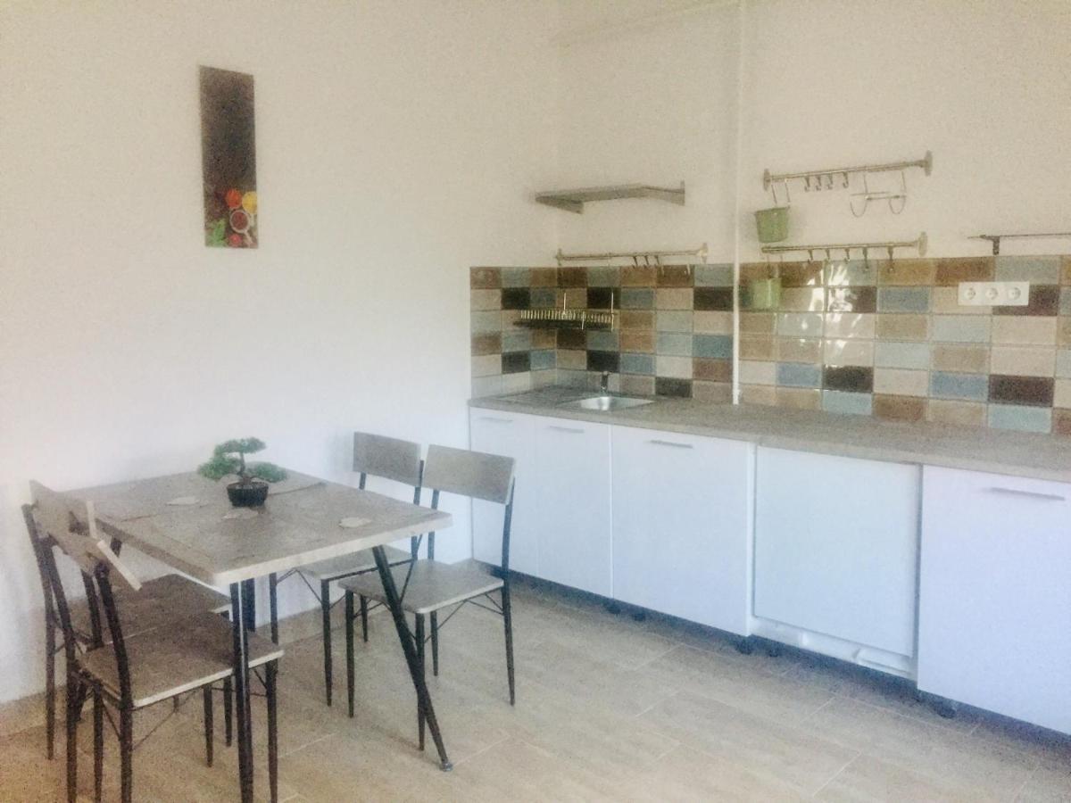 Lelle-Kert Apartman 02 Balatonlelle Luaran gambar